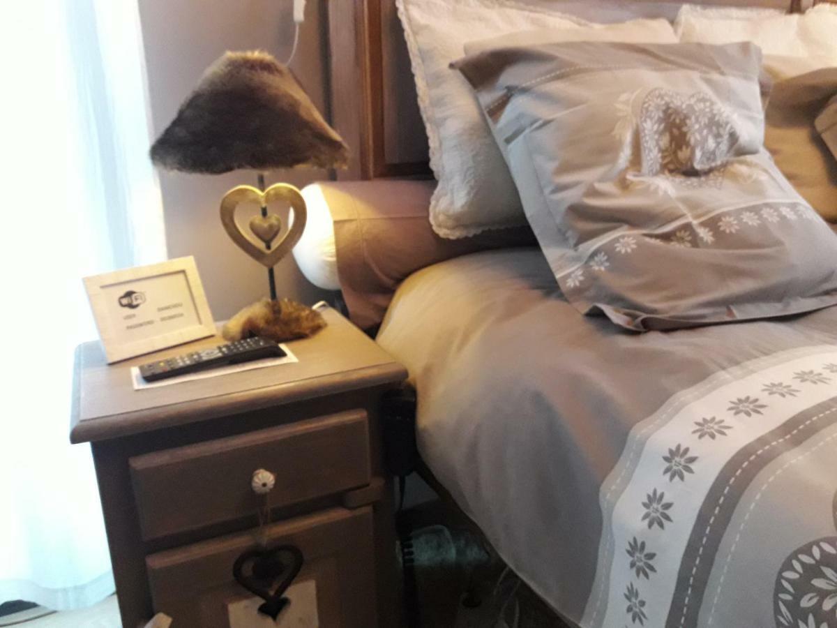 Romantic Room In Brussels Sky Luaran gambar